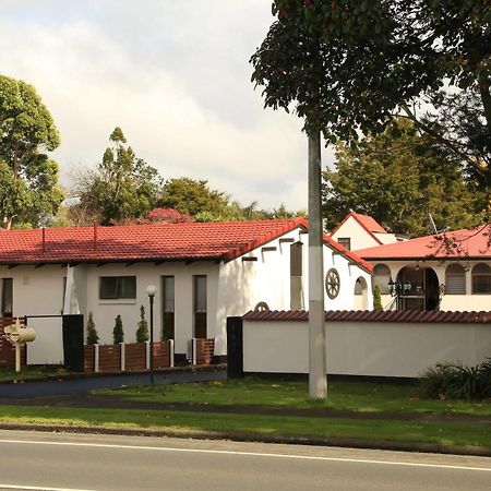 Papakura Motor Lodge & Motel Zewnętrze zdjęcie