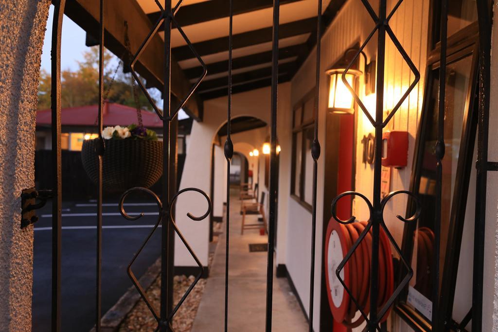 Papakura Motor Lodge & Motel Zewnętrze zdjęcie